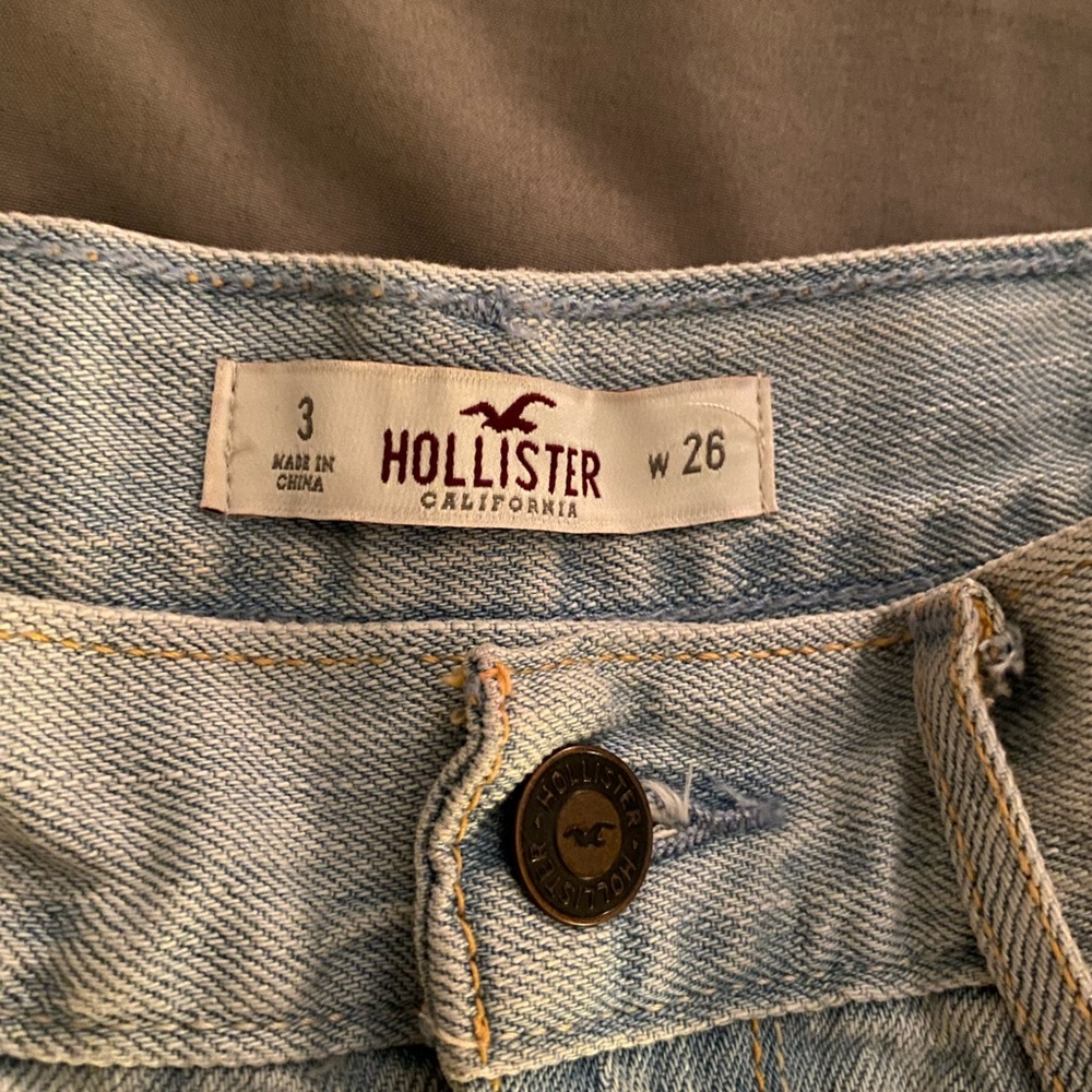 Hollister shorts - Picture 3 of 4